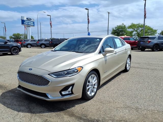 Certified 2019 Ford Fusion Titanium FWD image 3