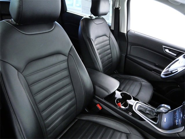 Certified 2017 Ford Edge SEL w/ Equipment Group 201A image 12