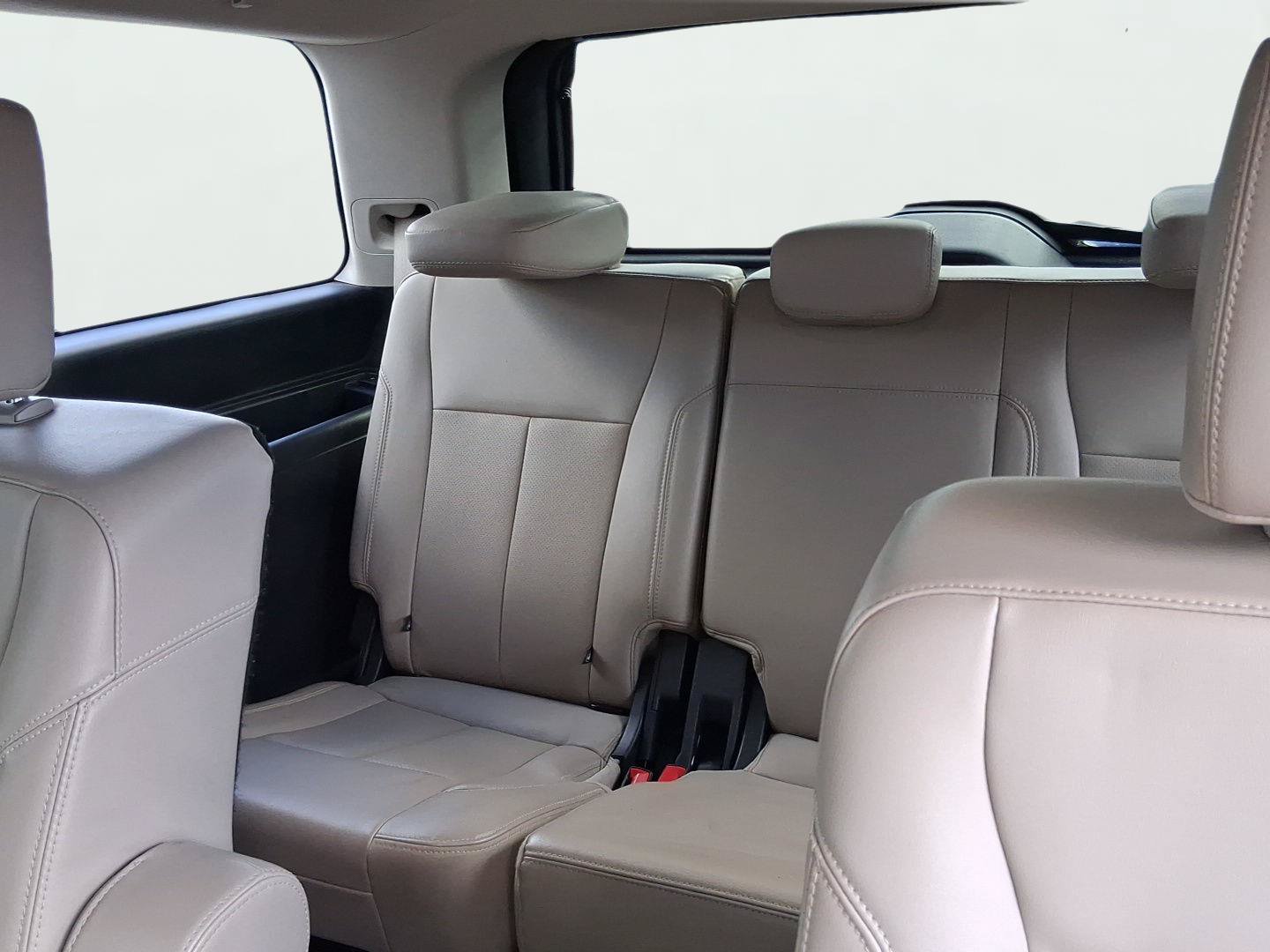 Certified 2023 Ford Expedition XLT RWD image 23