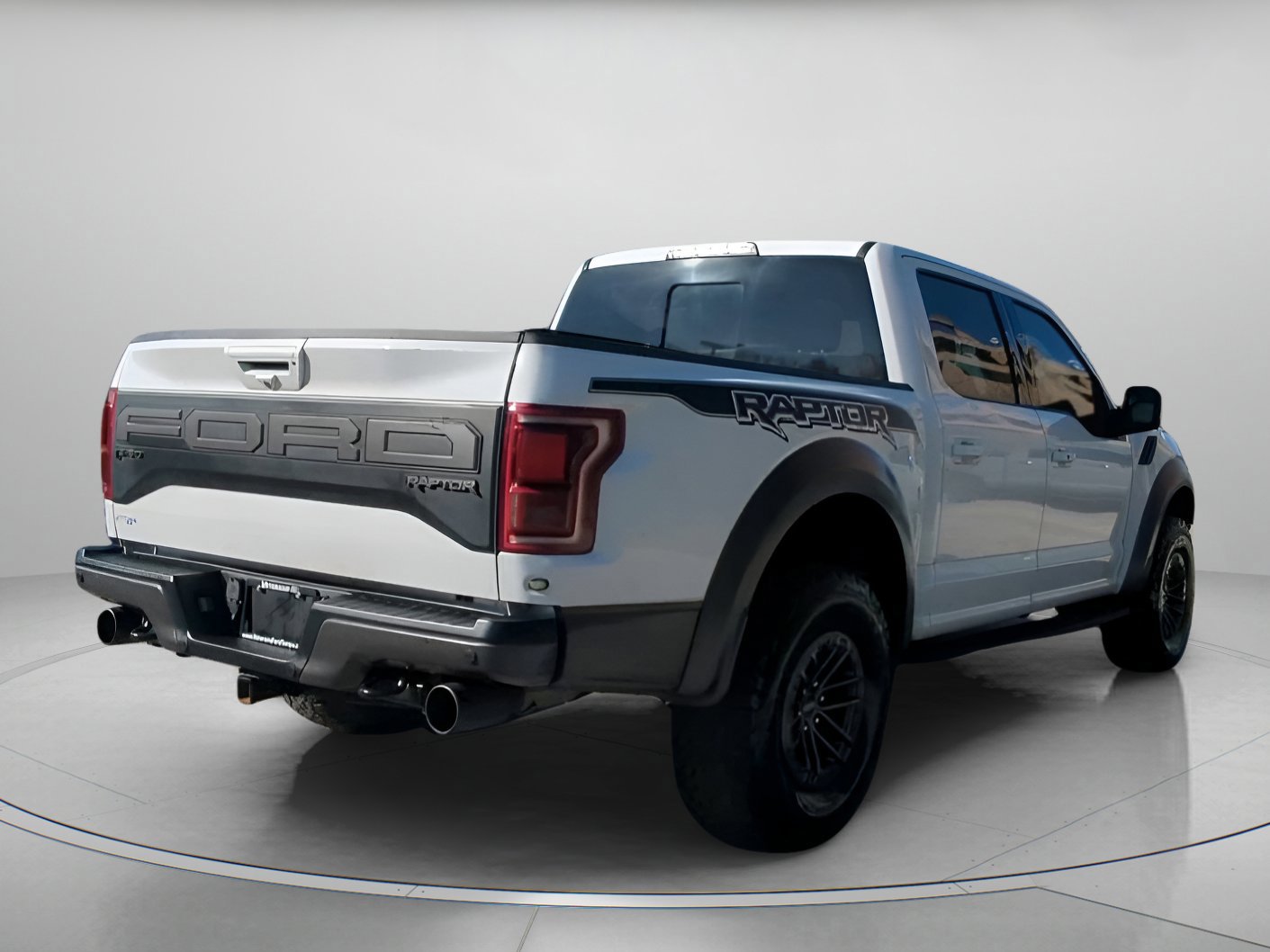 Certified 2019 Ford F150 Raptor w/ Equipment Group 802A Luxury image 19