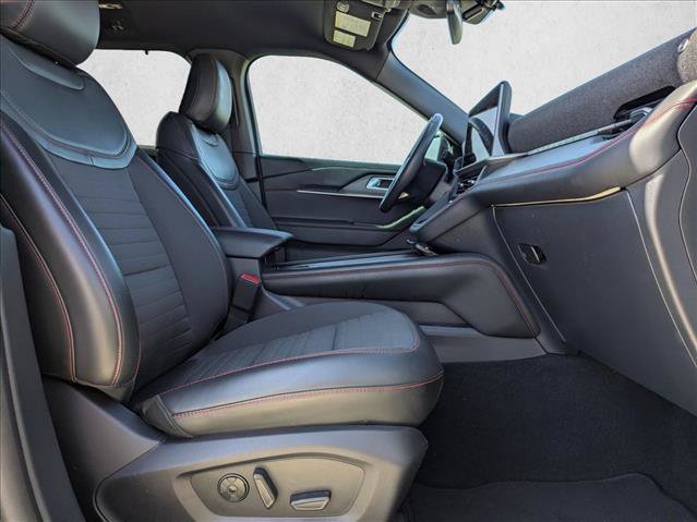 Certified 2025 Ford Explorer ST-Line w/ Premium Package RWD image 20