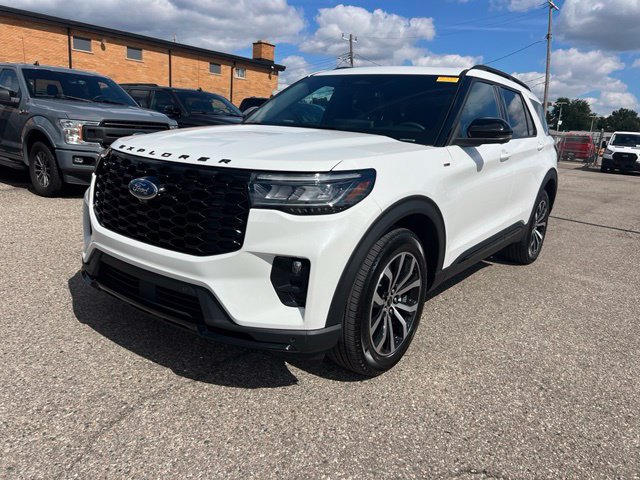 Certified 2025 Ford Explorer ST-Line AWD/4WD image 28