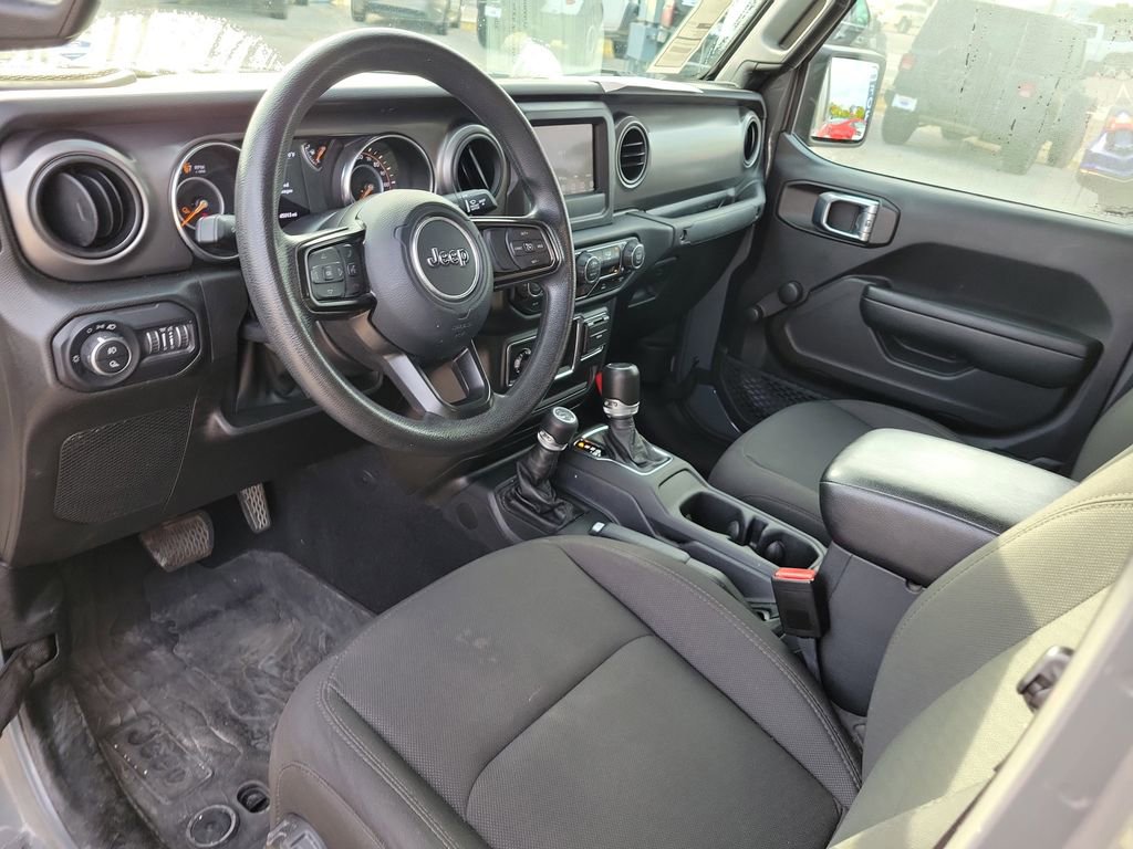 Used 2022 Jeep Gladiator Sport AWD/4WD image 22
