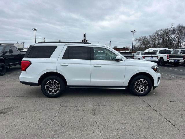 Certified 2023 Ford Expedition XLT image 2