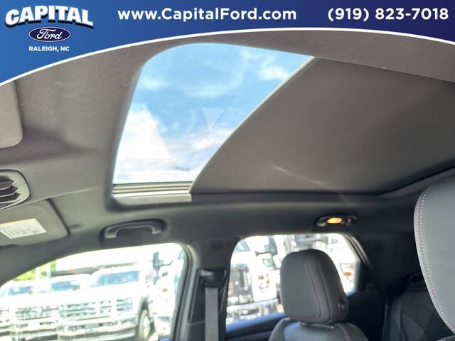 Used 2023 Chevrolet TrailBlazer RS w/ Sun and Liftgate Package FWD image 22