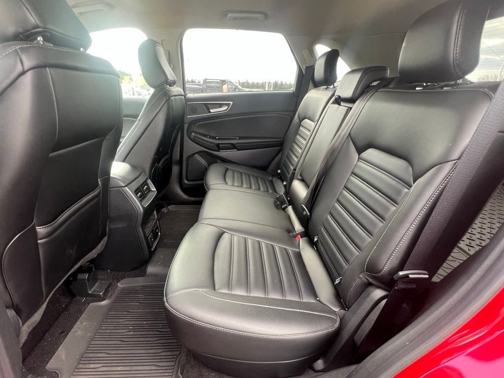 Certified 2020 Ford Edge SEL w/ Convenience Package AWD/4WD image 18