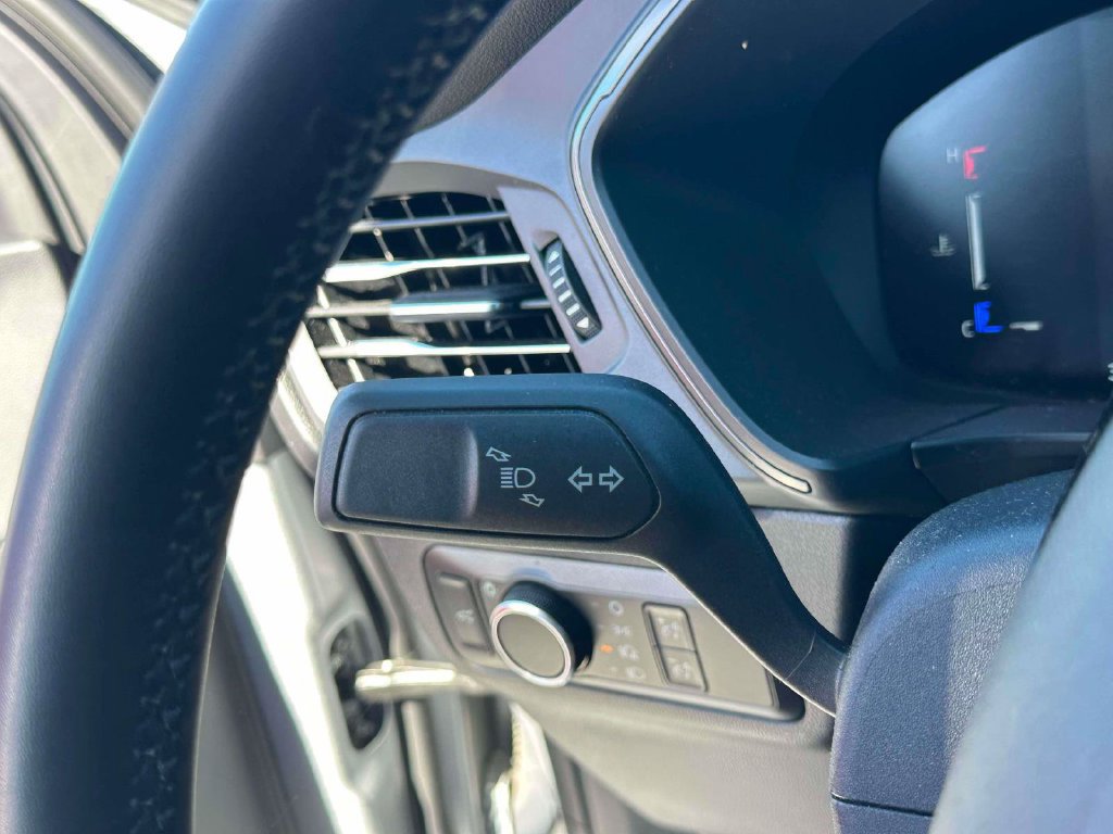 Certified 2023 Ford Escape Active AWD/4WD image 23