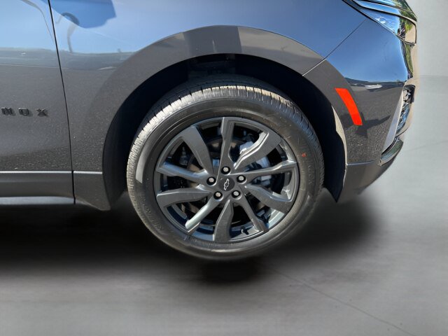 Used 2023 Chevrolet Equinox RS AWD/4WD image 24