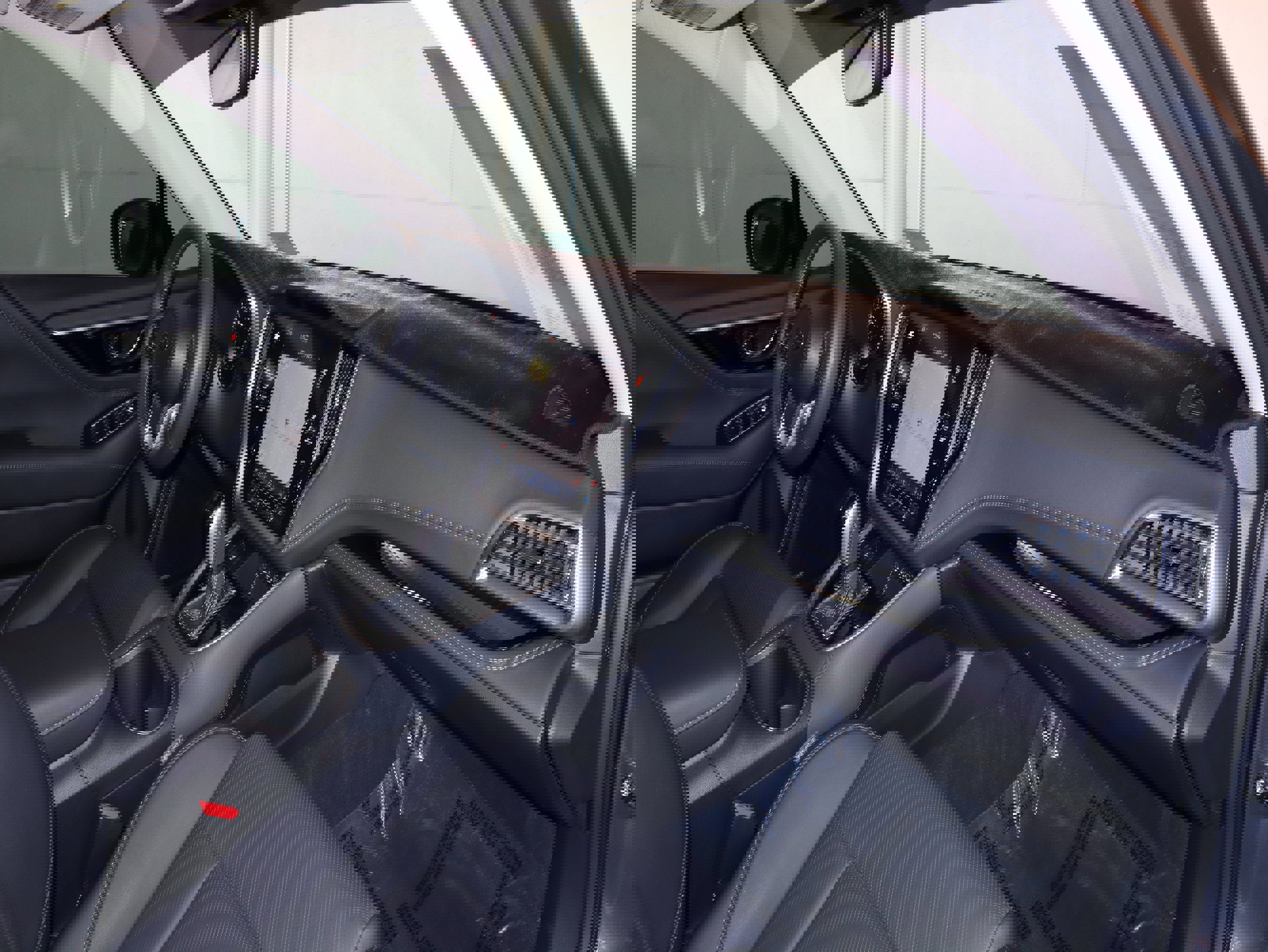 Used 2025 Subaru Outback Limited image 39