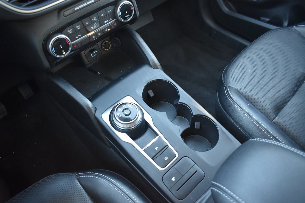 Certified 2022 Ford Escape SEL w/ Technology Package image 12