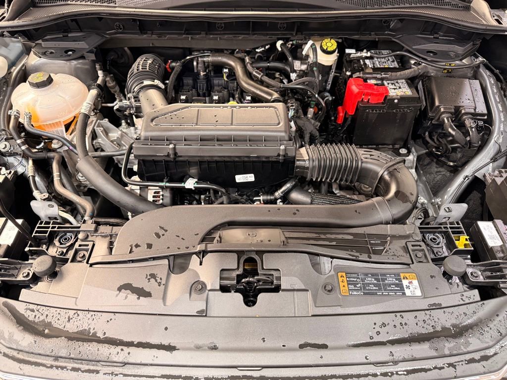 Certified 2025 Ford Escape ST-Line image 7