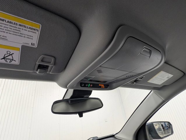 Used 2022 Chevrolet Equinox LT image 17