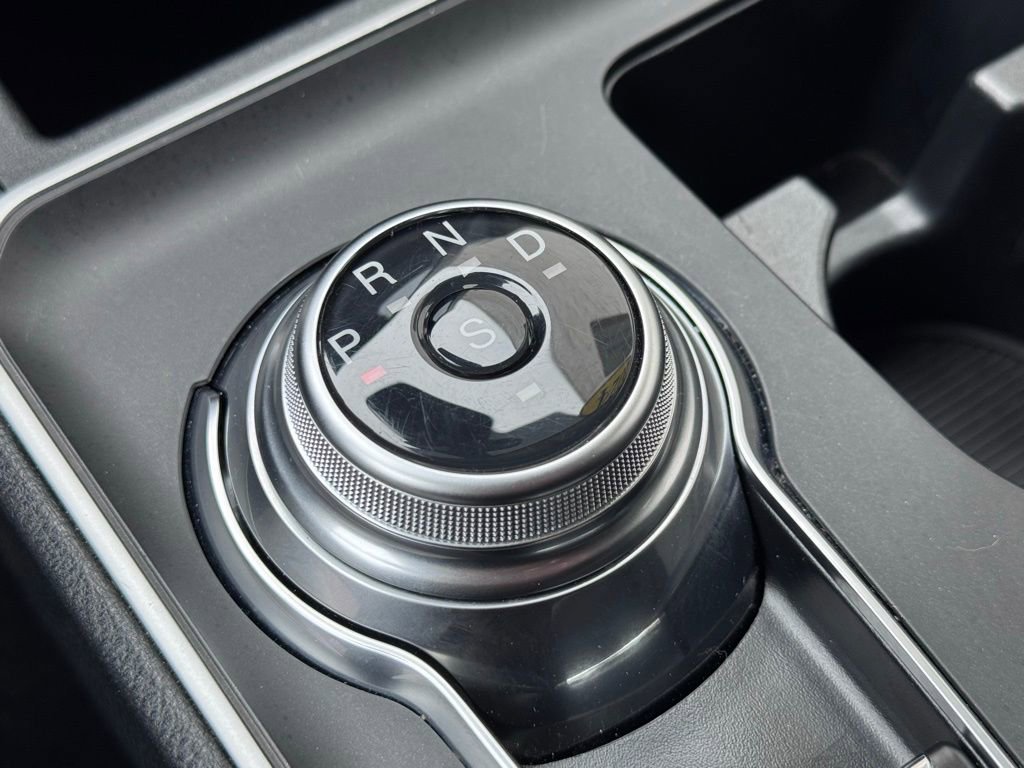 Certified 2024 Ford Edge SE image 31