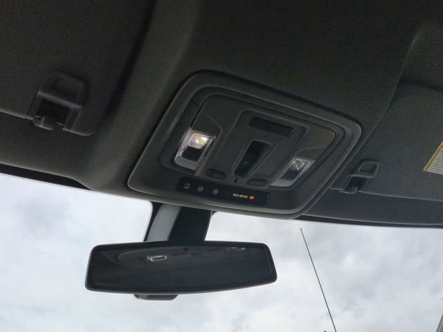 Used 2021 Chevrolet Silverado 1500 LTZ image 21