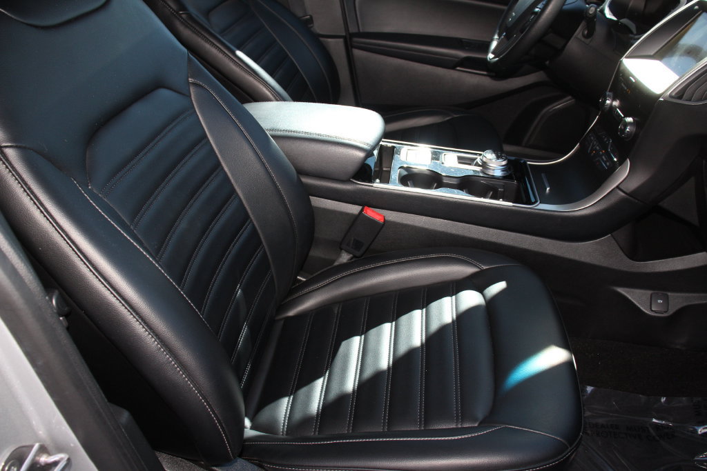 Certified 2019 Ford Edge SEL w/ Equipment Group 201A FWD image 28