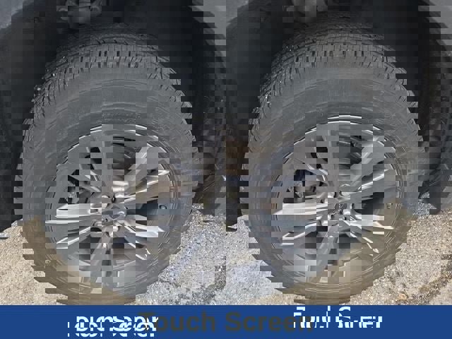 Certified 2024 Ford Explorer XLT w/ Equipment Group 202A AWD/4WD image 24