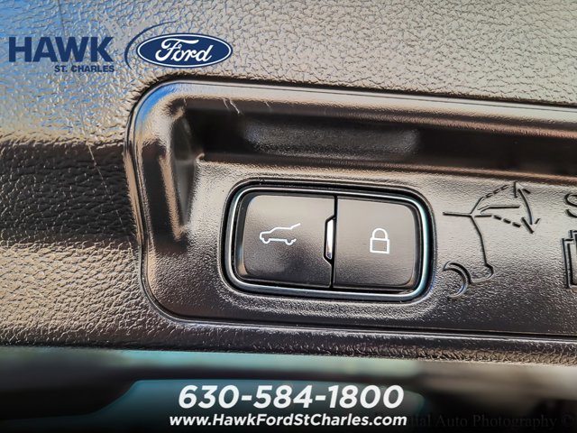 Certified 2022 Ford Explorer XLT w/ Equipment Group 202A image 22