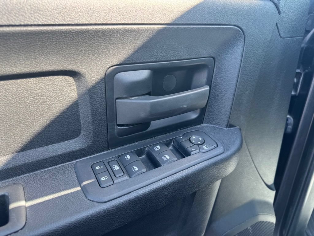 Used 2025 RAM 2500 Tradesman AWD/4WD image 3