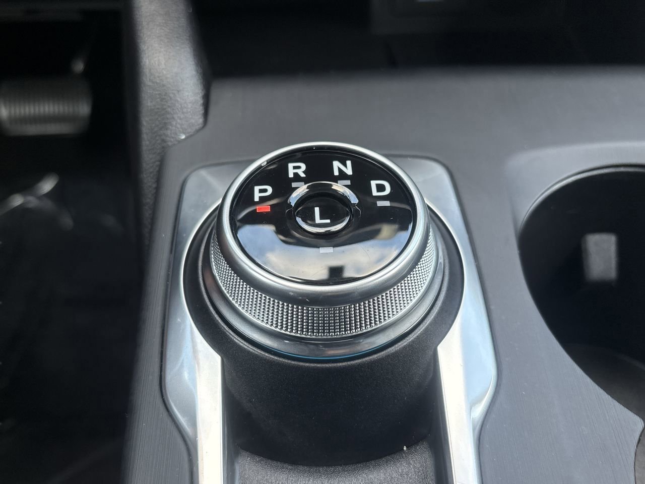 Certified 2022 Ford Escape Titanium image 26