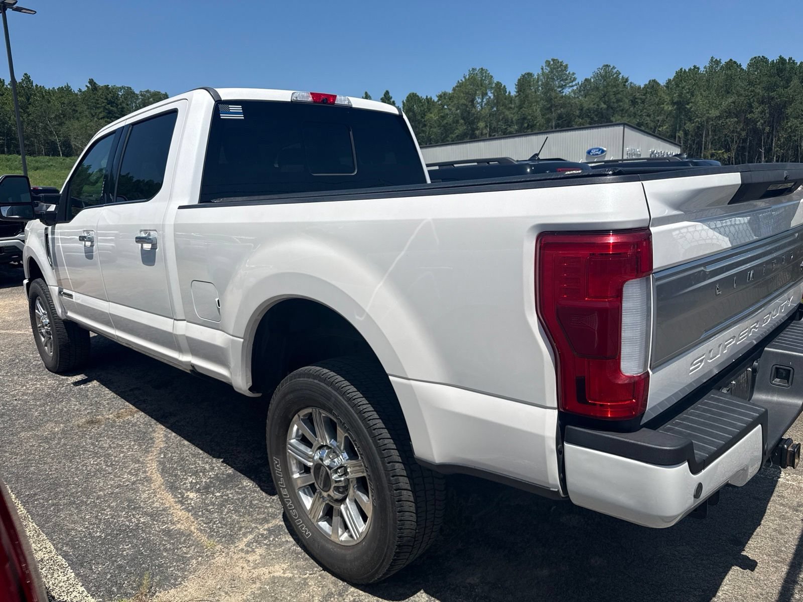 Certified 2019 Ford F250 Limited w/ FX4 Off-Road Package AWD/4WD image 4