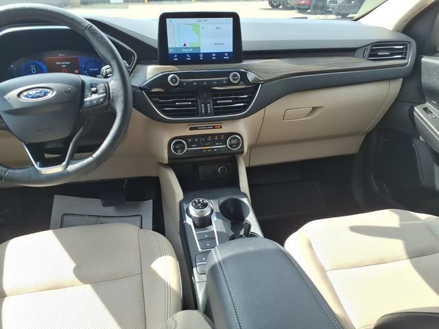 Certified 2020 Ford Escape Titanium AWD/4WD image 10