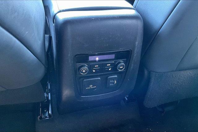Used 2022 Buick Enclave Premium w/ Experience Buick Package image 37