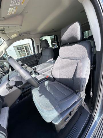 Certified 2025 Ford Expedition Active image 9