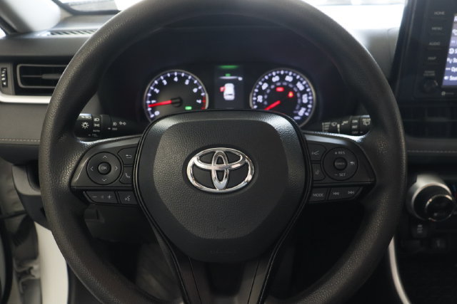 Used 2021 Toyota RAV4 XLE FWD image 13