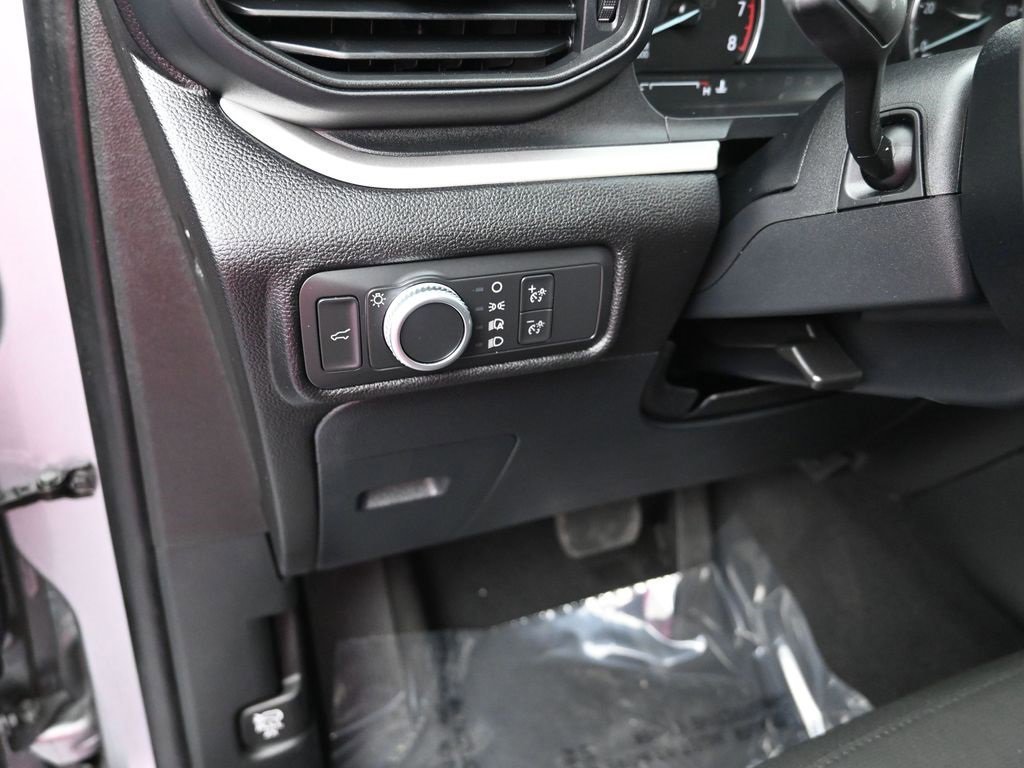 Certified 2022 Ford Explorer XLT image 28