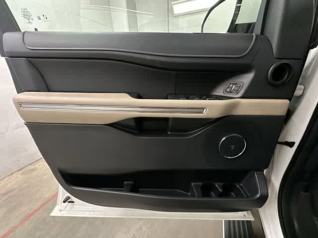 Certified 2022 Ford Expedition Max Limited AWD/4WD image 19
