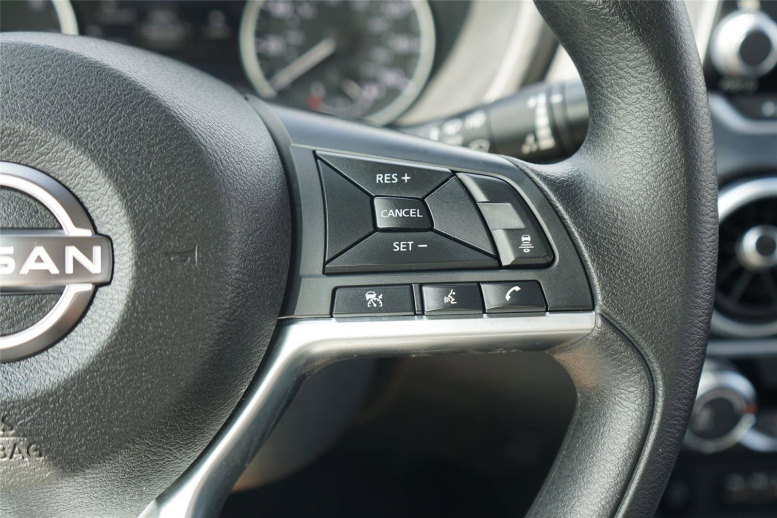 Used 2024 Nissan Sentra SV FWD image 16