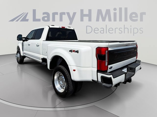 Certified 2026 Ford F450 Platinum AWD/4WD image 3
