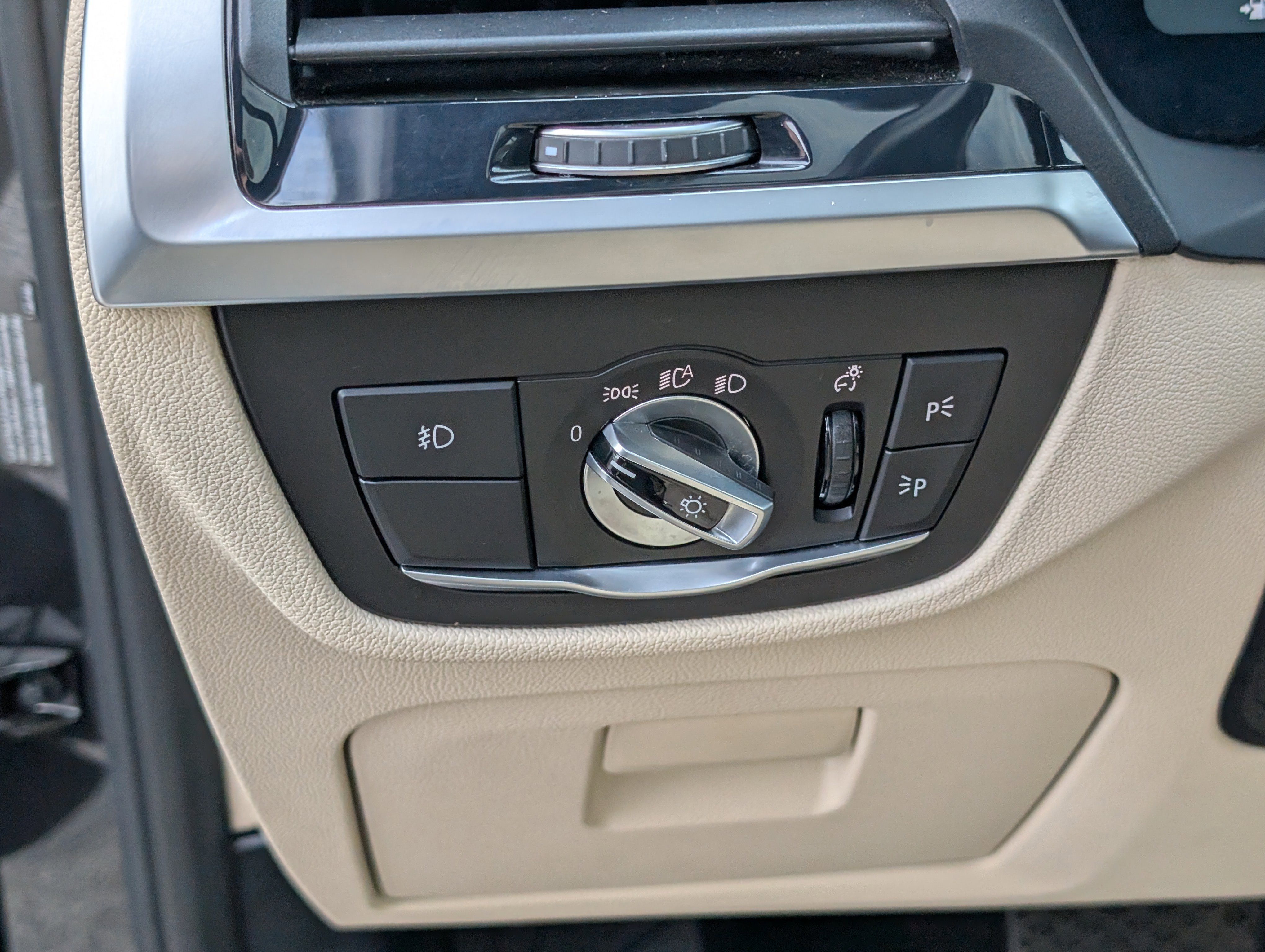 Used 2021 BMW X3 xDrive30i w/ Premium Package image 25