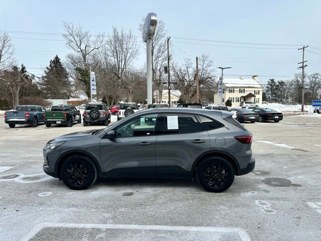 Certified 2025 Ford Escape Active w/ Cold Weather Package image 5