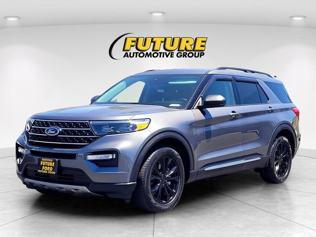 Certified 2023 Ford Explorer XLT w/ Equipment Group 202A RWD image 8