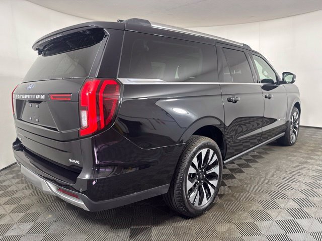 Certified 2026 Ford Expedition Max Platinum w/ Driver's Package AWD/4WD image 3