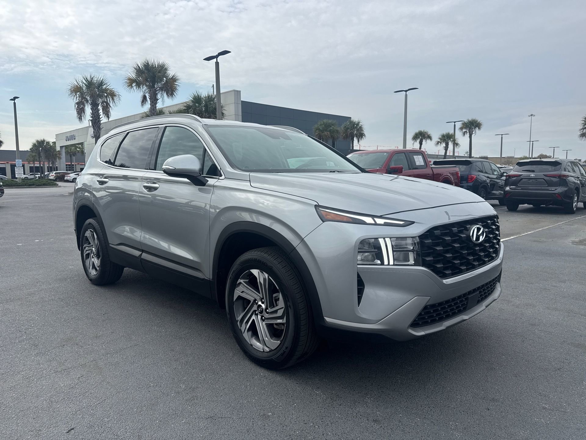 Used 2023 Hyundai Santa Fe SEL image 32