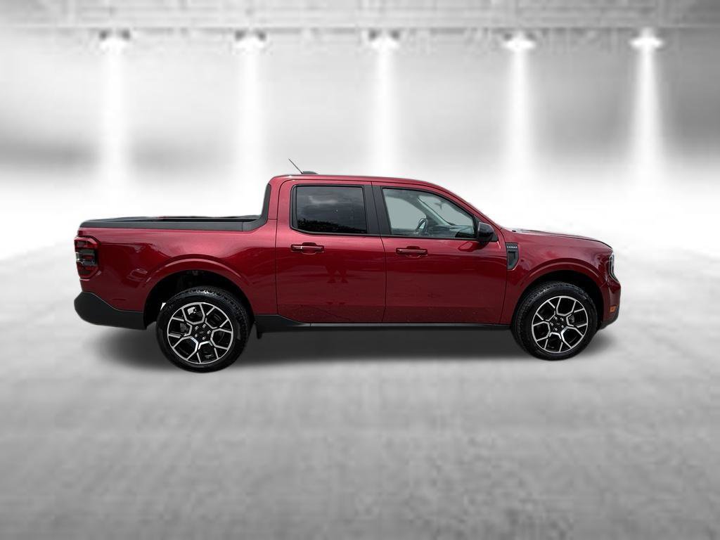 Certified 2025 Ford Maverick Lariat AWD/4WD image 3