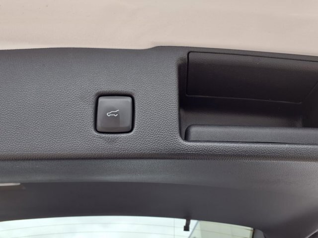 Certified 2023 Ford Escape Active AWD/4WD image 19