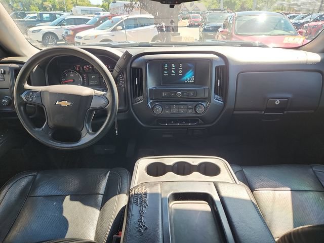 Used 2018 Chevrolet Silverado 1500 Custom w/ Custom Value Package AWD/4WD image 8