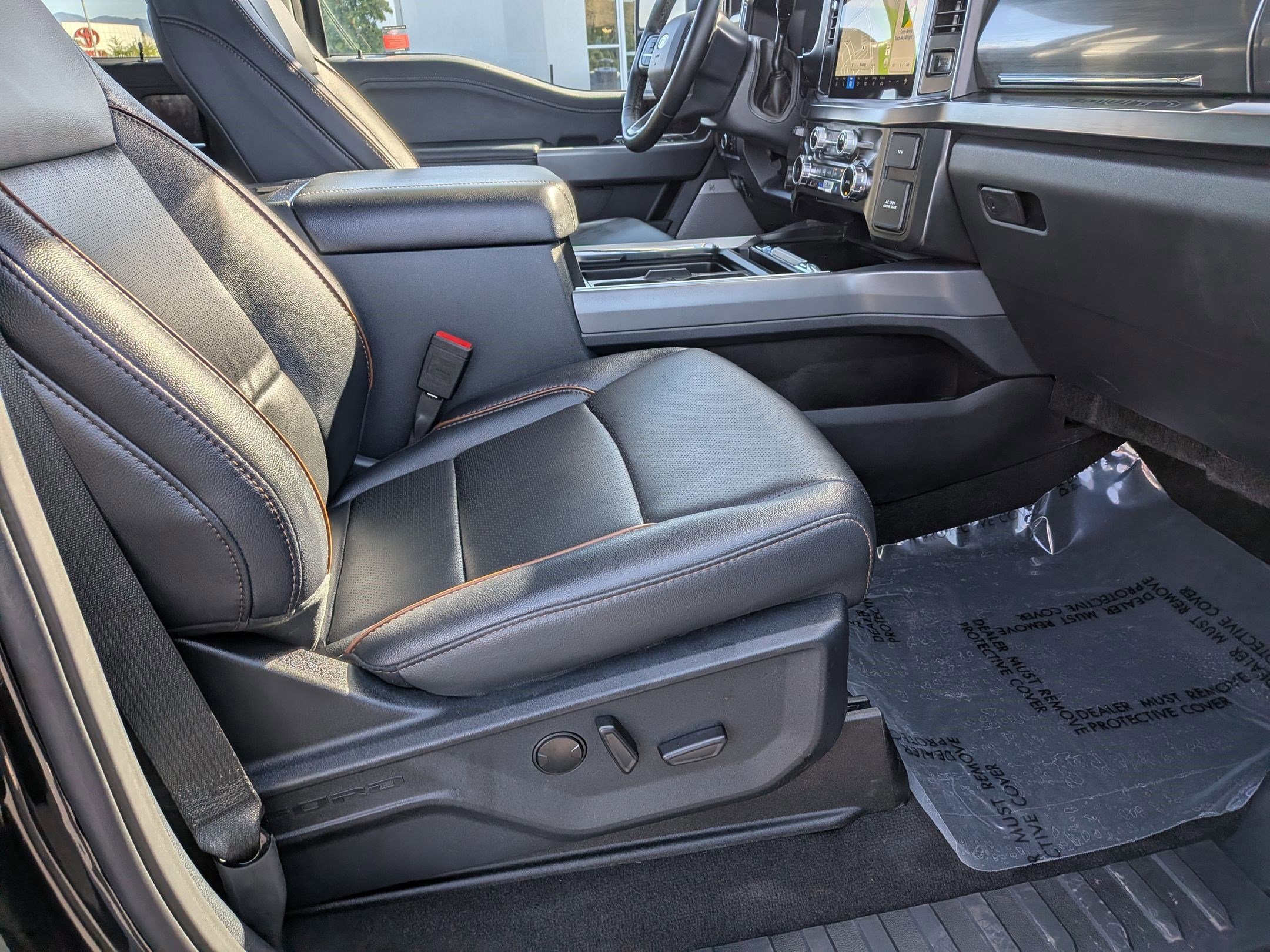 Certified 2025 Ford F250 Lariat AWD/4WD image 33