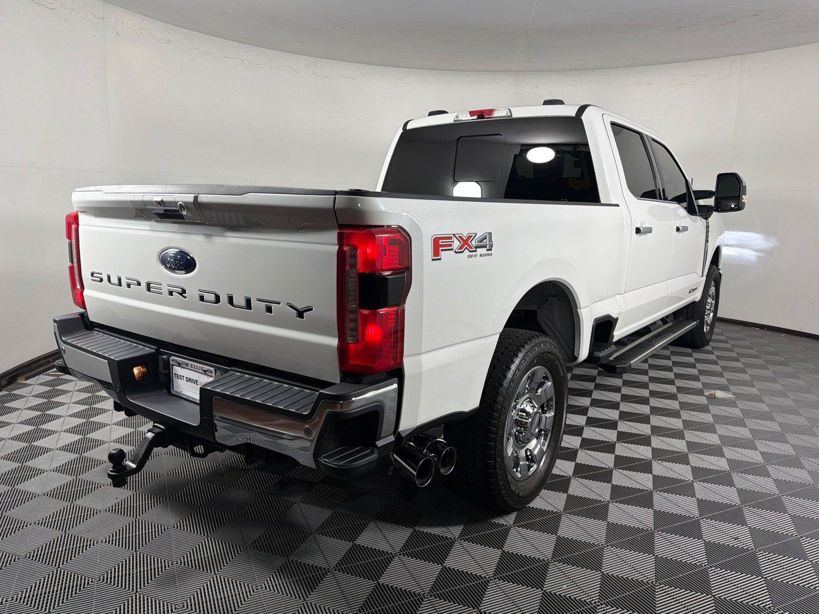 Certified 2024 Ford F250 Lariat w/ Chrome Package AWD/4WD image 8