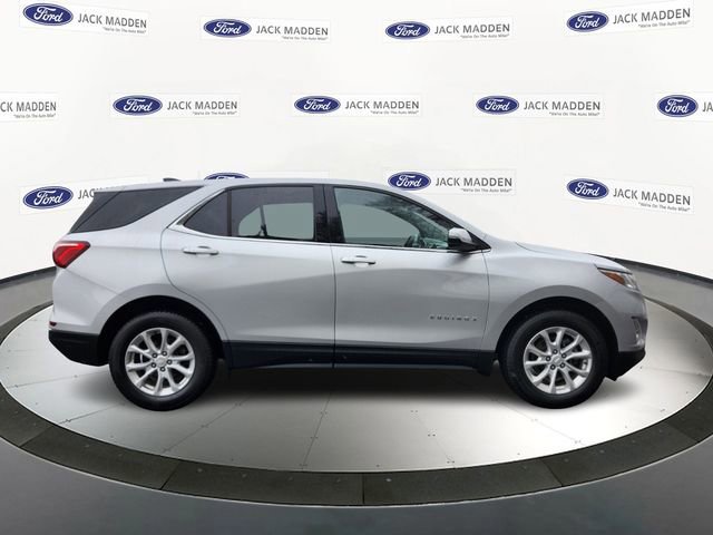 Used 2019 Chevrolet Equinox LT image 2