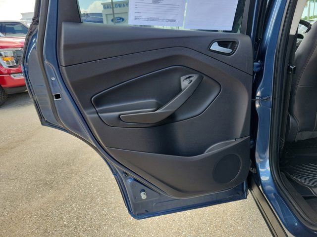 Certified 2018 Ford Escape SEL w/ Ford Safe & Smart Package FWD image 15