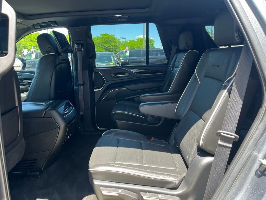 Used 2022 Cadillac Escalade Sport w/ Touring Package AWD/4WD image 13
