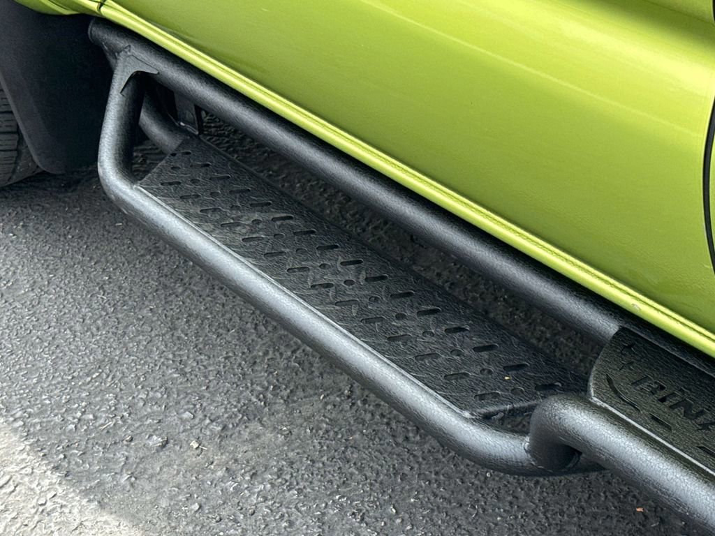 Used 2023 Toyota Tacoma TRD Sport w/ TRD Premium Sport Package AWD/4WD image 6