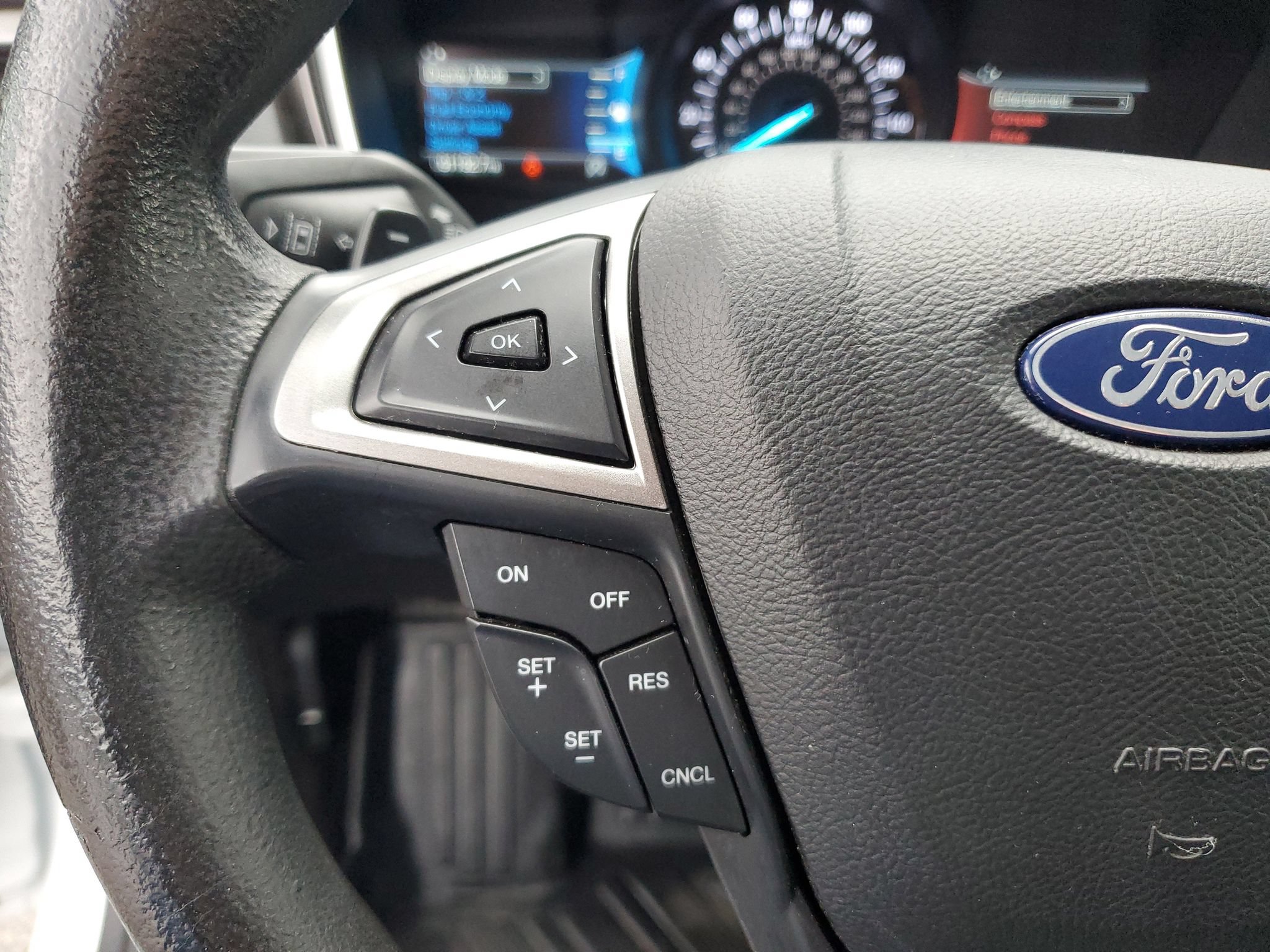 Certified 2019 Ford Fusion SE FWD image 19