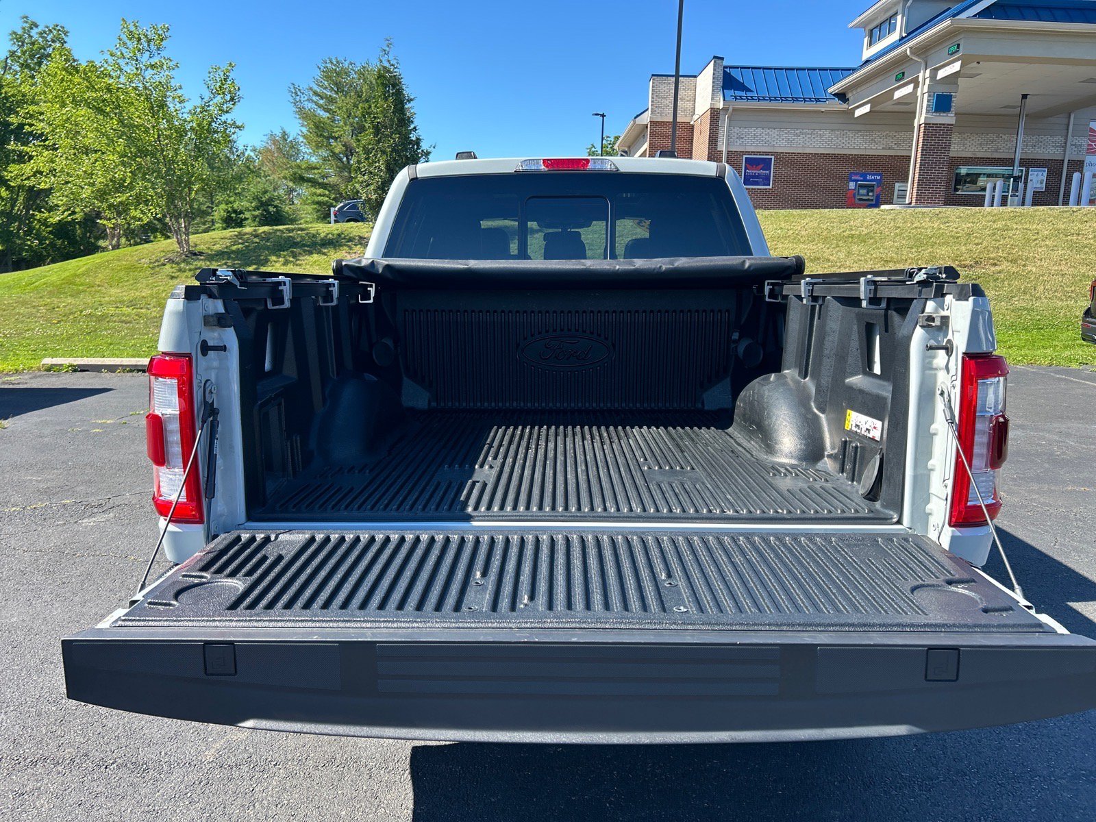 Certified 2023 Ford F150 Lariat AWD/4WD image 14