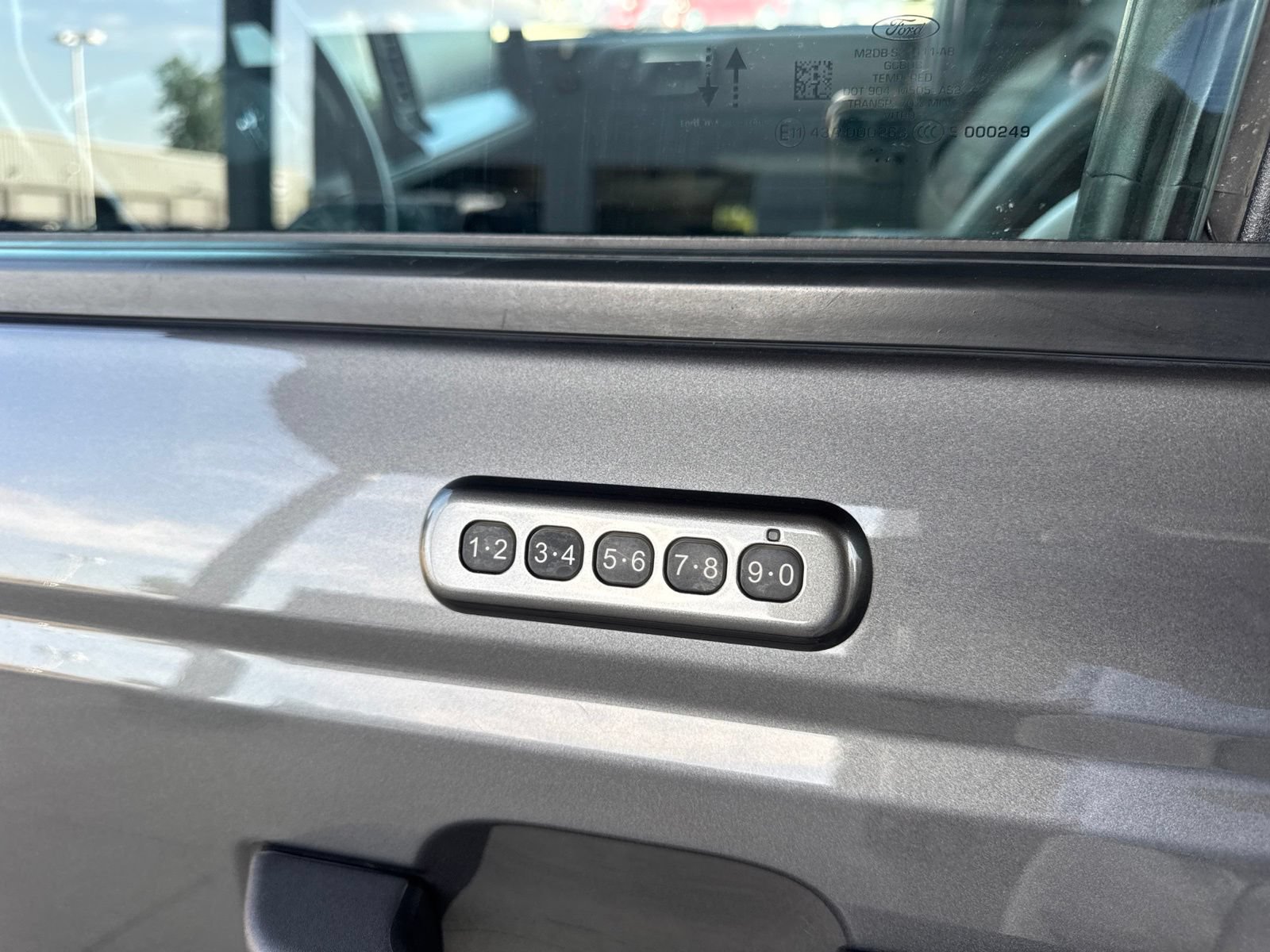 Certified 2023 Ford Bronco Wildtrak AWD/4WD image 21