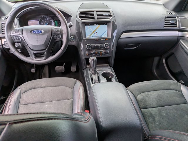 Certified 2019 Ford Explorer XLT w/ Equipment Group 202A FWD image 17